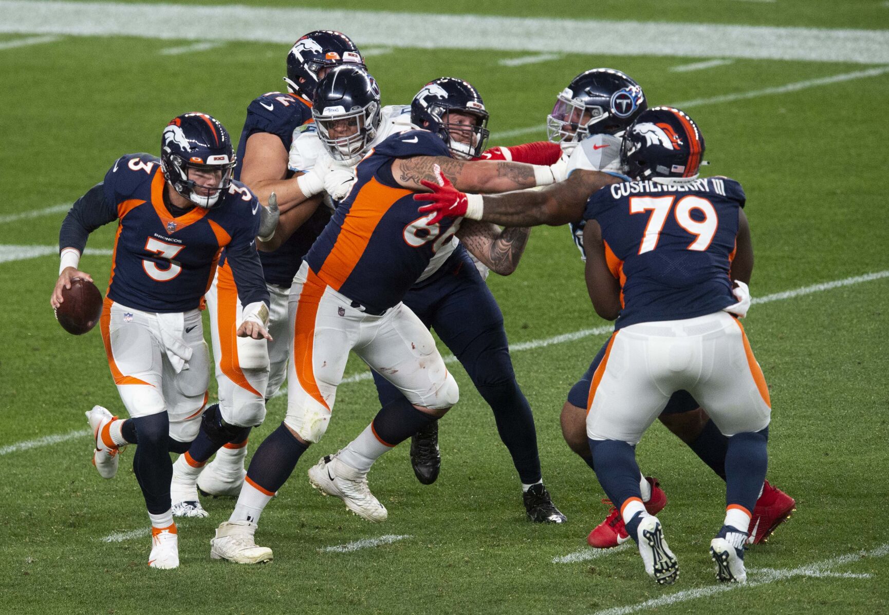 09_14_20 broncos titans2293.jpg